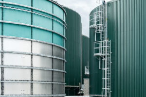 Generate Upcycle’s London, Ontario facility processes up to 225,000 tonnes of organic waste annually and can produce up to 832,000 GJ of renewable natural gas—enough to heat about 9,400 homes. The company has invested more than $175 million in Ontario over the past five years, and the facility supports 22 full-time jobs in London and about 20 more across the province. Generate Upcycle Renewable Natural Gas