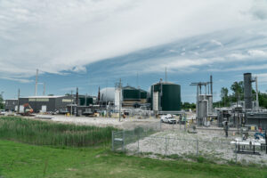 Generate Upcycle’s London, Ontario facility processes up to 225,000 tonnes of organic waste annually and can produce up to 832,000 GJ of renewable natural gas—enough to heat about 9,400 homes. The company has invested more than $175 million in Ontario over the past five years, and the facility supports 22 full-time jobs in London and about 20 more across the province. Generate Upcycle Renewable Natural Gas